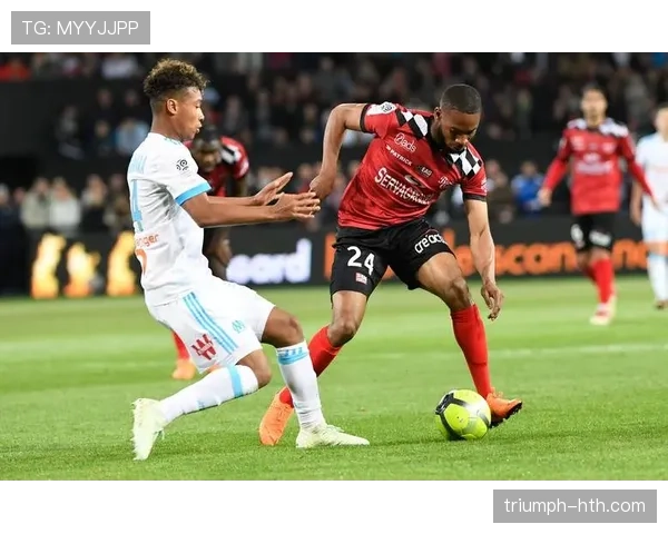 南安普顿攻防俱佳状态回升，积极备战新赛季全力迎接新挑战