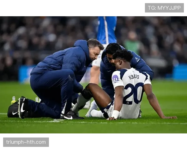 中场+边锋切换:库杜斯的战术多样性 中场+边锋切换:库杜斯的战术多样性