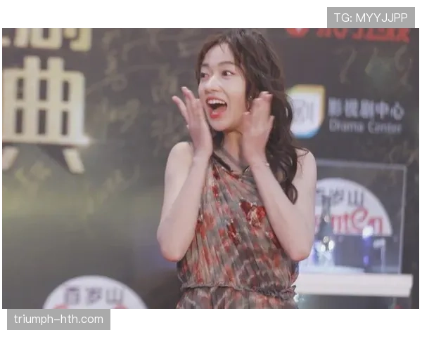 张常宁在家撸铁的样子，比红毯上还狠