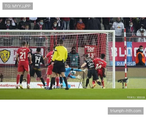 AC米兰中场看似运转正常，其实一到关键连接就断链